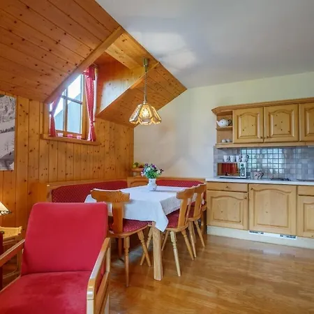 Dom wakacyjny With 2 Bedrooms *